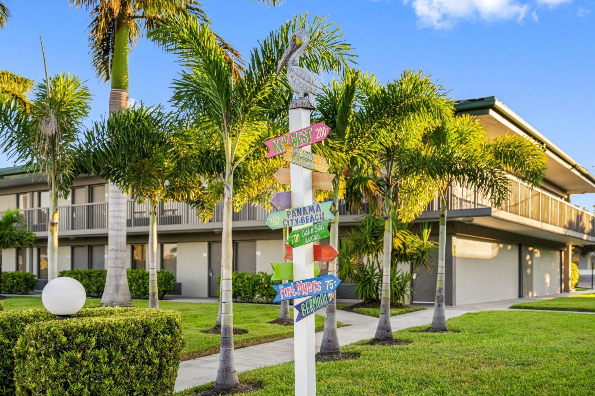Bay Breeze Aparthotel South Bradenton Exterior foto