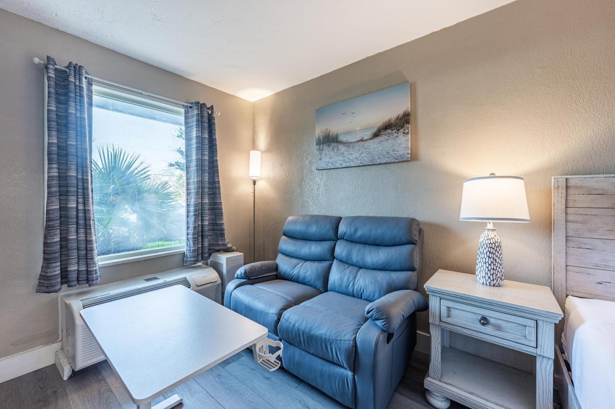 Bay Breeze Aparthotel South Bradenton Exterior foto
