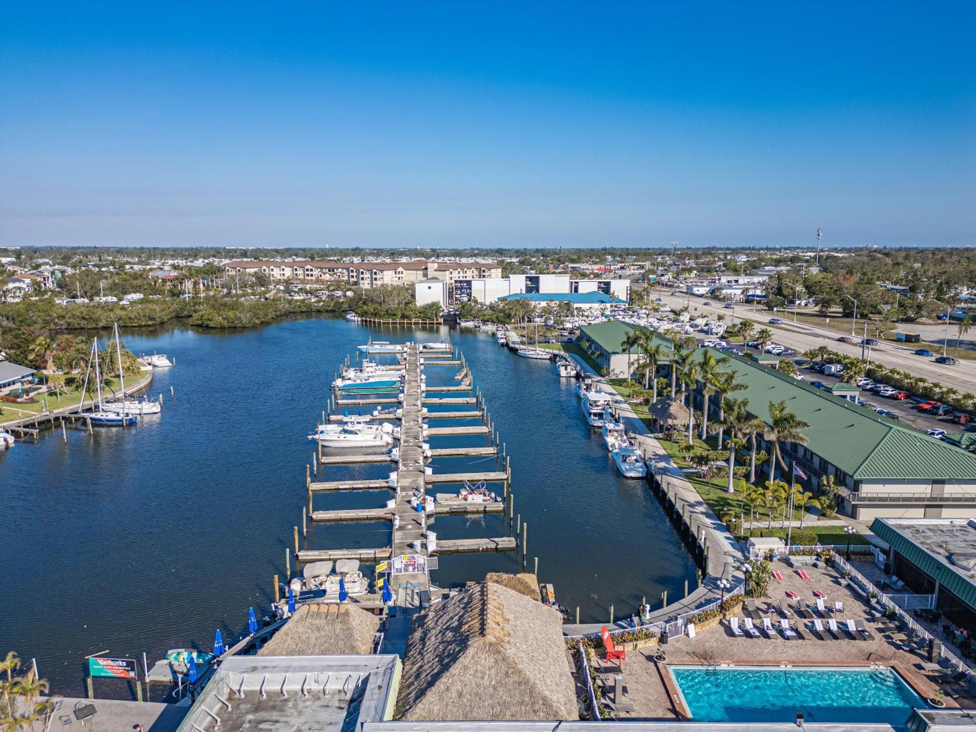 Bay Breeze Aparthotel South Bradenton Exterior foto